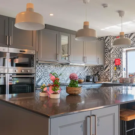 Maison d'hôtes 7min To Uni Sé-velha - Ac - Work Desk - 300mbs Wifi - 3 Coïmbre