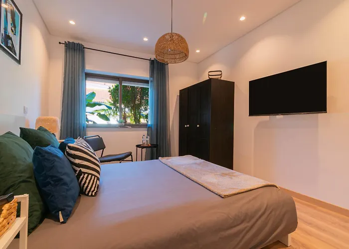 ゲストハウス 7min To Uni Se-velha - Ac - Work Desk - 300mbs Wifi - 3