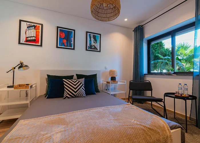 7min To Uni Se-velha - Ac - Work Desk - 300mbs Wifi - 3 ゲストハウス 3*