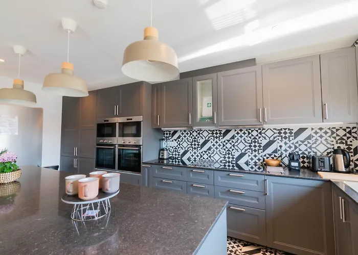 ゲストハウス 7min To Uni Se-velha - Ac - Work Desk - 300mbs Wifi - 3